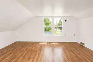 959 6th St, Beloit, WI 53511 - Photo 11