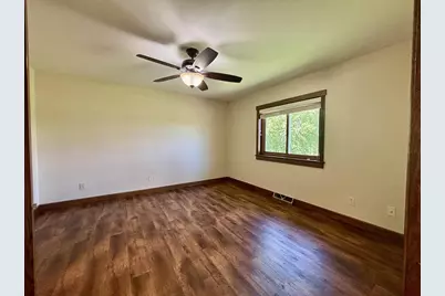 910 Riverview Court, Marshall, WI 53559 - Photo 17