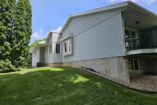 1720 Elizabeth St, Baraboo, WI 53913 - Photo 25