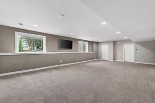 1013 Tara Ln, Waunakee, WI 53597 - Photo 27
