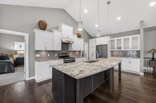 1013 Tara Ln, Waunakee, WI 53597 - Photo 11
