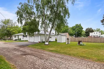 137 S Vine Street, Kingston, WI 53939 - Photo 31
