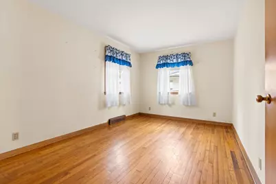 137 S Vine Street, Kingston, WI 53939 - Photo 13