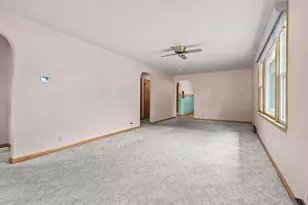 137 S Vine St, Kingston, WI 53939 - Photo 9