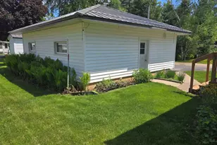 137 S Vine St, Kingston, WI 53939 - Photo 25
