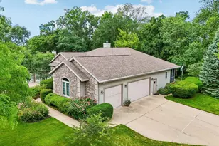 1802 Pineview Dr, Verona, WI 53593 - Photo 55