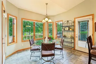 1802 Pineview Dr, Verona, WI 53593 - Photo 11