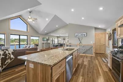 N8605 N Log Cabin Court, New Lisbon, WI 53950 - Photo 5