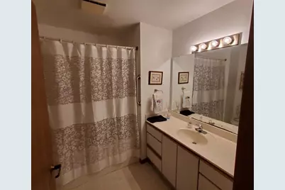 6253 Middleton Spring Drive Common, Middleton, WI 53562 - Photo 11