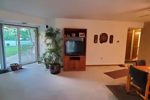 6253 Middleton Spring Dr Common, Middleton, WI 53562 - Photo 5
