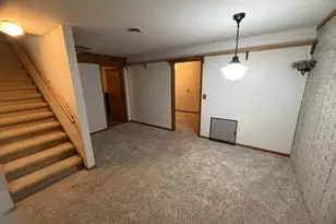 906 Prospect Ave, Beaver Dam, WI 53916 - Photo 11