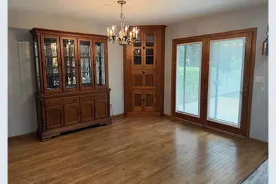 906 Prospect Avenue, Beaver Dam, WI 53916 - Photo 3