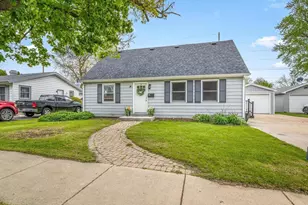 1204 E Wisconsin St, Delavan, WI 53115 - Photo 1