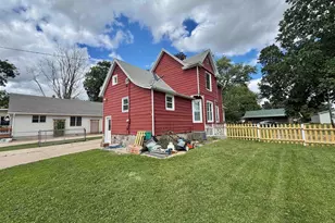 127 Weber St, Walworth, WI 53184 - Photo 7