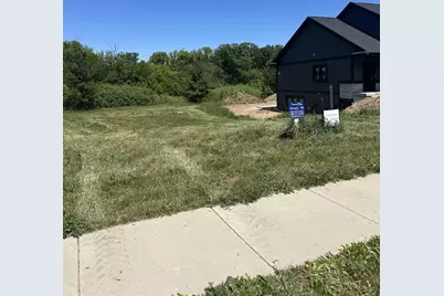 186 Savannah Parkway, Deerfield, WI 53531 - Photo 5