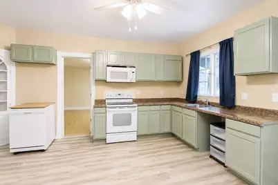 713 St Lawrence Avenue, Beloit, WI 53511 - Photo 5