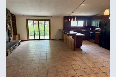 1475 Pineview Drive, Reedsburg, WI 53959 - Photo 7