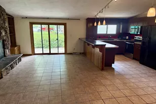 1475 Pineview Dr, Reedsburg, WI 53959 - Photo 7