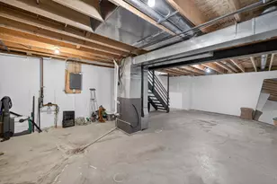 6949 Chester Dr, Madison, WI 53719 - Photo 25