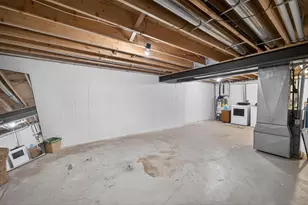 6949 Chester Dr, Madison, WI 53719 - Photo 23
