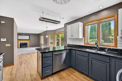 7129 Countrywood Lane, Madison, WI 53719 - Photo 13