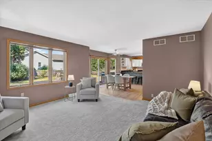 7129 Countrywood Ln, Madison, WI 53719 - Photo 15