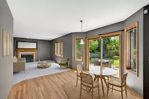 7129 Countrywood Ln, Madison, WI 53719 - Photo 15