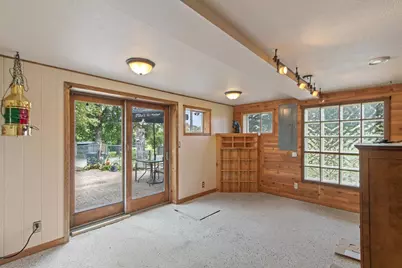 10328 W State Road 81, Beloit, WI 53511 - Photo 23