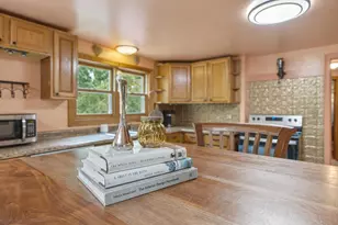 10328 W State Road 81, Beloit, WI 53511 - Photo 17