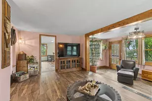 10328 W State Road 81, Beloit, WI 53511 - Photo 9