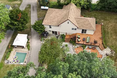 10328 W State Road 81, Beloit, WI 53511 - Photo 1