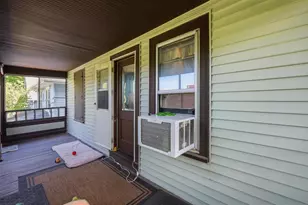 2069 Winnebago St, Madison, WI 53704 - Photo 3