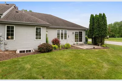108 Sarahs Way, Sheboygan Falls, WI 53085 - Photo 25