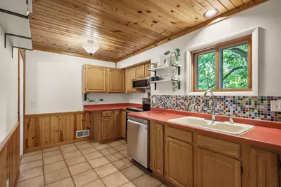 3717 Zwerg Drive, Madison, WI 53705 - Photo 11