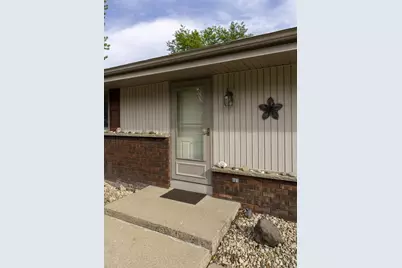 4168 N Lunar Drive, Janesville, WI 53546 - Photo 5