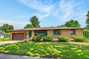 2415 Hyacinth Ave, Janesville, WI 53545 - Photo 3