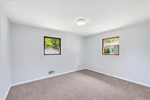 2415 Hyacinth Ave, Janesville, WI 53545 - Photo 25