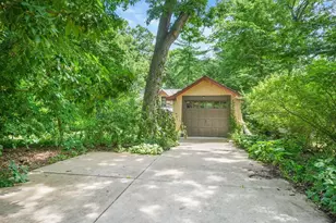 1210 Sweetbriar Rd, Madison, WI 53705 - Photo 75