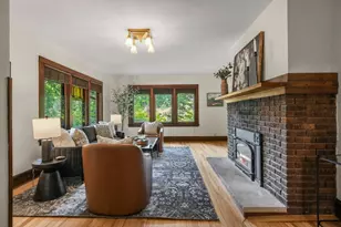 1210 Sweetbriar Rd, Madison, WI 53705 - Photo 7