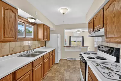 500 Newville Street, Edgerton, WI 53534 - Photo 9