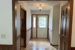 919 N Wuthering Hills Dr, Janesville, WI 53546 - Photo 13