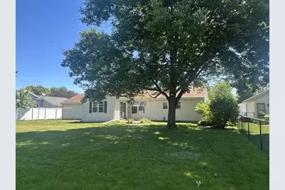 919 N Wuthering Hills Drive, Janesville, WI 53546 - Photo 3