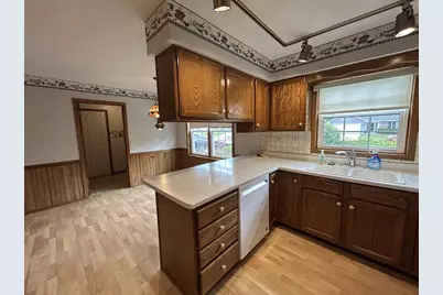 919 N Wuthering Hills Drive, Janesville, WI 53546 - Photo 27