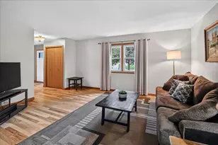 5651 Byrneland St, Fitchburg, WI 53711 - Photo 11