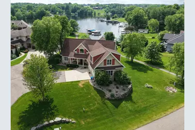 S8749 Waters Edge Way #41, Prairie Du Sac, WI 53578 - Photo 47
