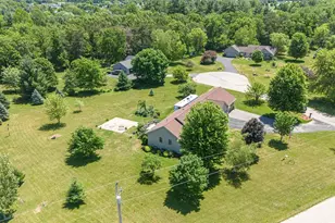 W972 James Ct, Brodhead, WI 53520 - Photo 39