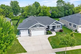 816 Damascus Trail, Cottage Grove, WI 53527 - Photo 63