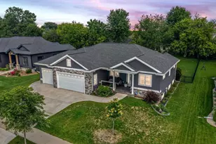 816 Damascus Trail, Cottage Grove, WI 53527 - Photo 3