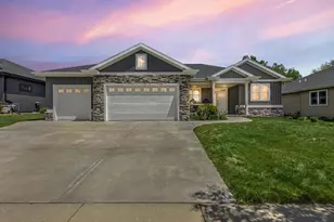 816 Damascus Trail, Cottage Grove, WI 53527 - Photo 5
