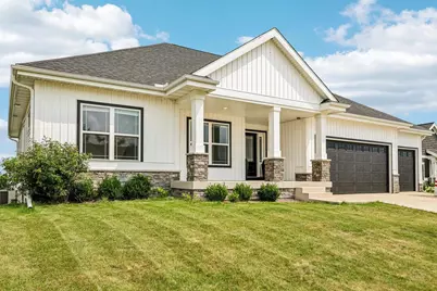 822 Ronald Overlook, Waunakee, WI 53597 - Photo 1